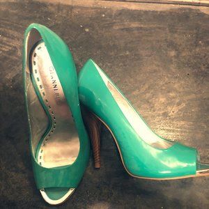 Gianni Bini  High heels green size 8